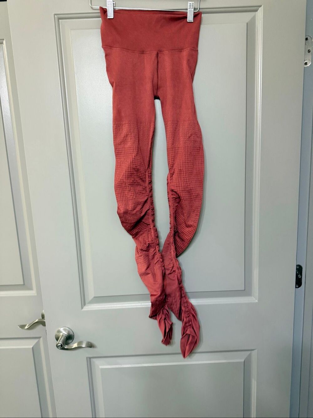 Alo Yoga Womens Size S Coral Pink Goddess High Waist Ruched Leggings